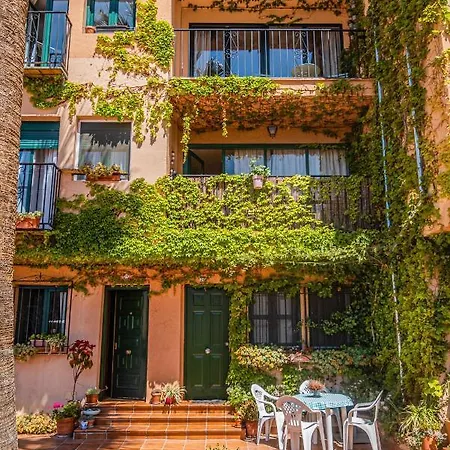 Tuguest Alhacaba - Free Parking Apartment *
