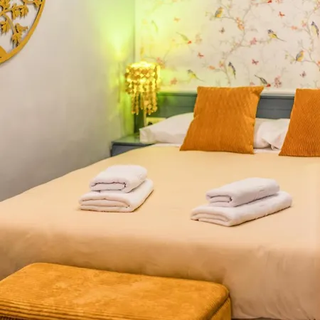 Apartment Tuguest Alhacaba - Free Parking *